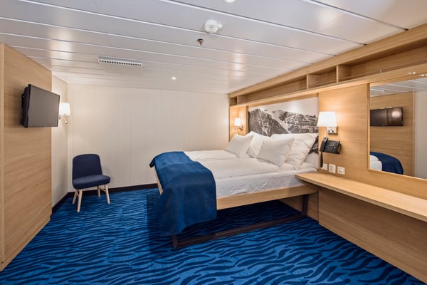 Hurtigruten Expeditions MS Spitsbergen K2D - Credit - Agurtxane Concellon and Hurtigruten 0